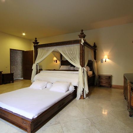 Griya Desa Hotel & Pool سليمان المظهر الخارجي الصورة