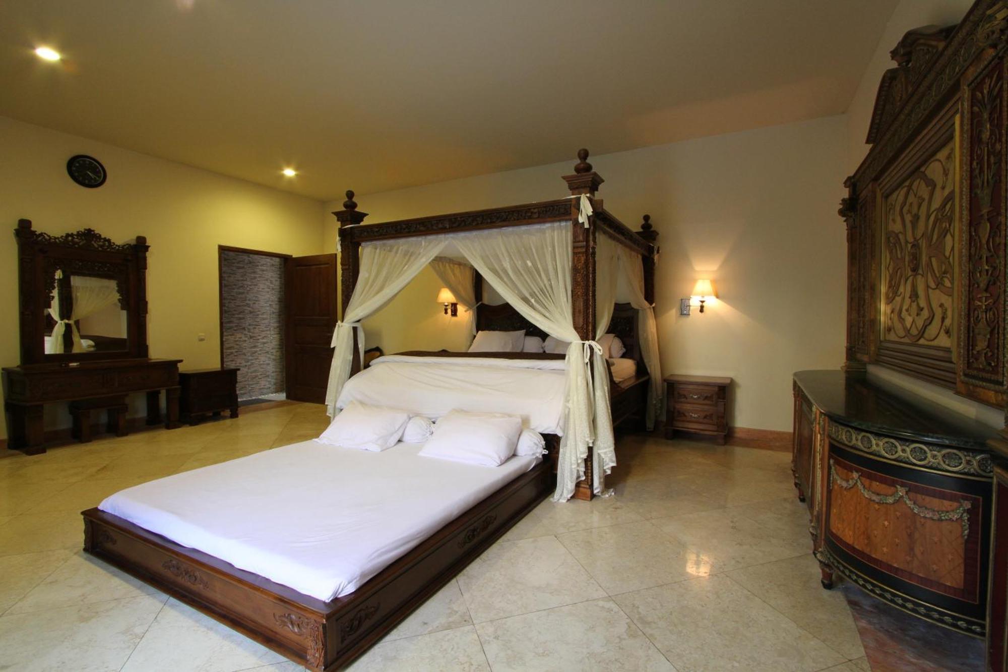 Griya Desa Hotel & Pool سليمان المظهر الخارجي الصورة